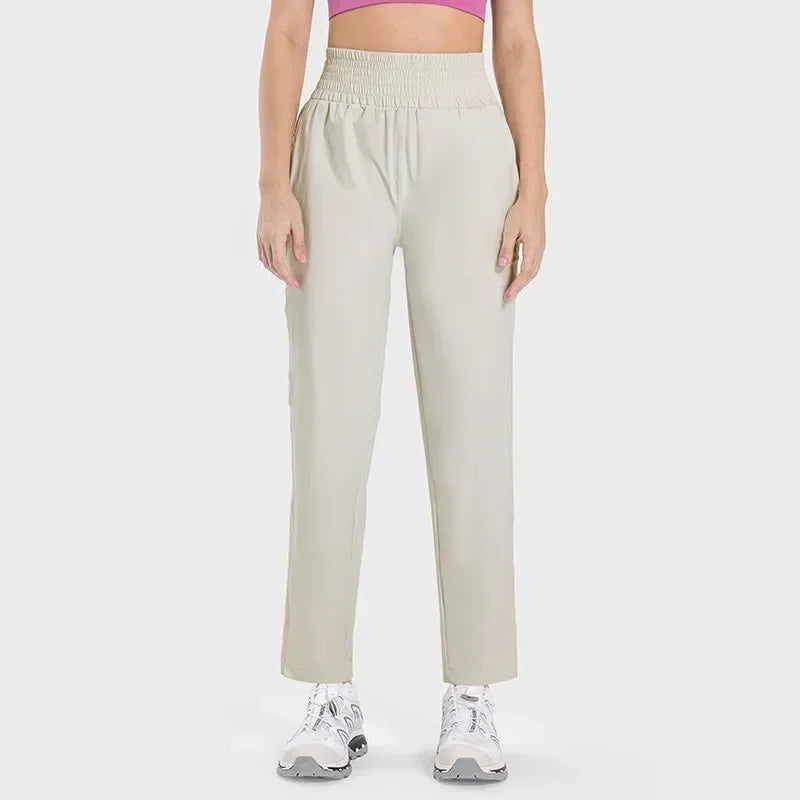 Mia | Ultralight Sports Joggers with Quick-Dry Function and Pockets